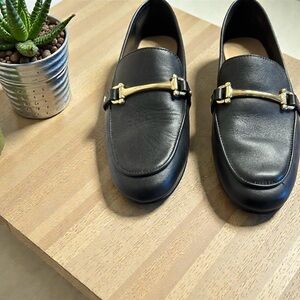 ALDO Women's Black Leather Loafers Slip On Flats 6.5 Modern Professional